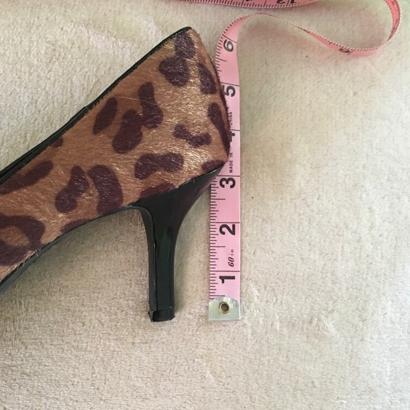 Comfort Plus Heels - Picture 7 of 9